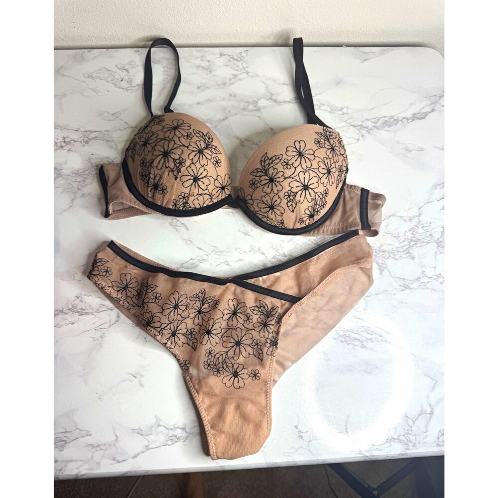 Umona 34C Beige/Black Floral Embroidered Mesh Underwire Bra Set